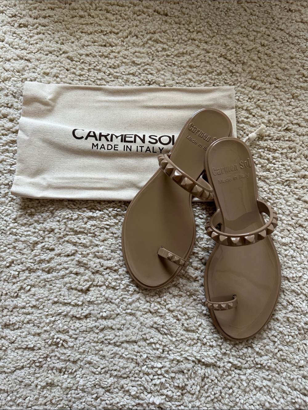Carmen Sol Taupe Studded Jelly Toe-Loop Sandals